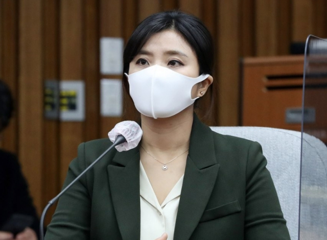 '조국 거짓말에 정신적 피해'…서민 교수 등 1,610명 집단소송(종합)