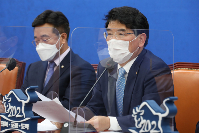 '박원순 피해자 위해 민주당 안돼' 與 재보궐 패배 분석 보고서 돌렸다