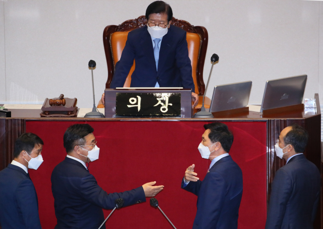 [속보]與 김부겸 총리 동의안 단독처리…168명 찬성 반대 5명