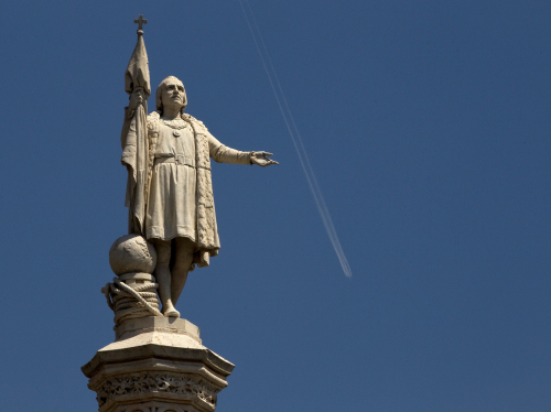 스페인 마드리드에 있는 콜럼버스 동상. /로이터연합뉴스