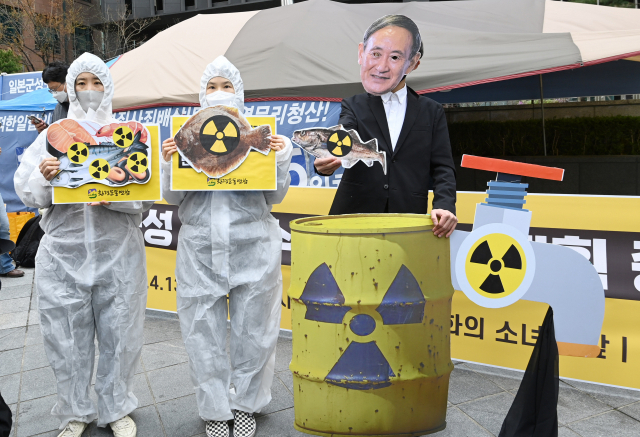 日, '오염된 후쿠시마 토양 제염작업 엉터리' 폭로