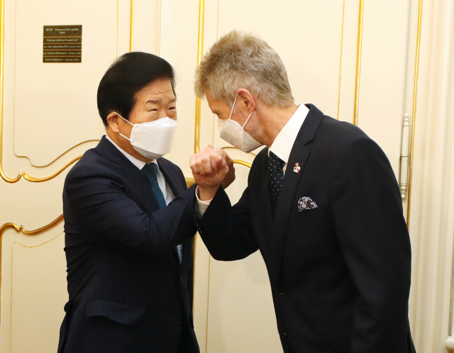 박병석, 체코 상원의장 만나 “원전 건설 최적 파트너는 한국”
