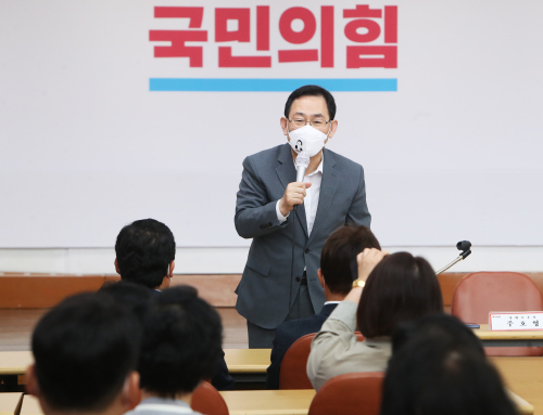 주호영 '이준석 아버지, 유승민 친구…있는 현실을 부정해서는 안 돼'