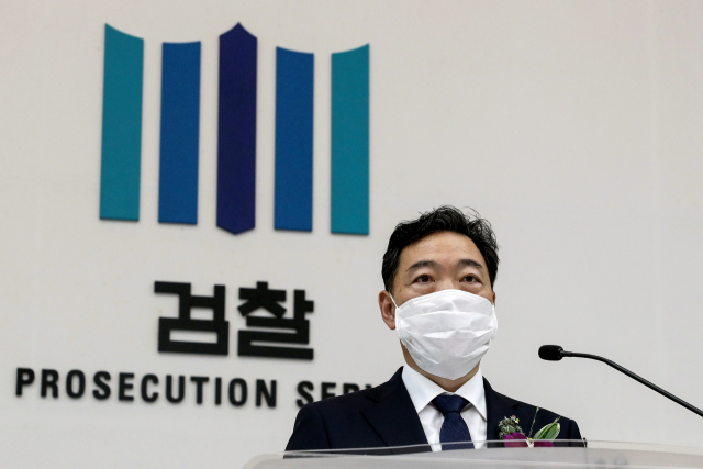 '아버지는 검사장'…경찰, 김오수 아들 부정채용 의혹 고발인 조사