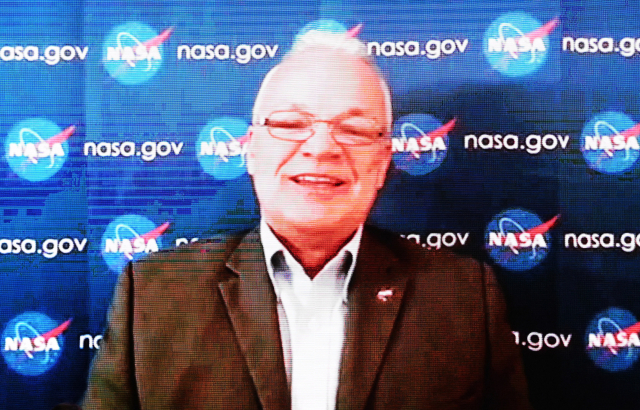 더글라스테리어 미국 항공우주국(NASA) 수석 기술책임자가 9일 서울 광진구 그랜드&비스타워커힐서울에서 '제3회 서경 우주포럼'에서 온라인 플랫폼을 통해 NASA의우주 탐사 비전을 발표하고 있다./오승현 기자