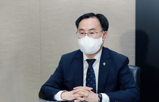 문승욱 산업부 장관 “내달 K-배터리 산업전략 발표'