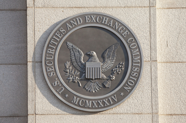 美 SEC, 반에크 비트코인 ETF 승인 또 연기