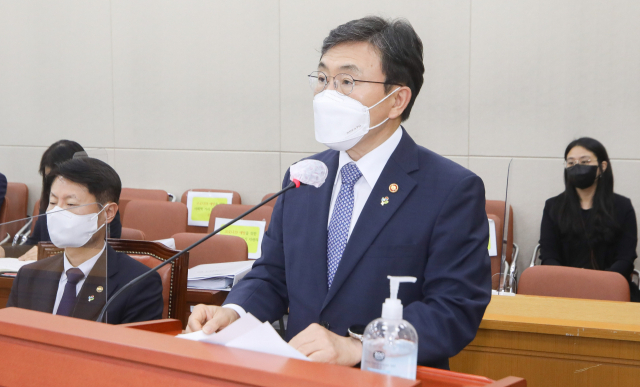 '글로벌 백신 허브 한걸음'...정부, 관계부처 합동 TF 2차 회의 개최