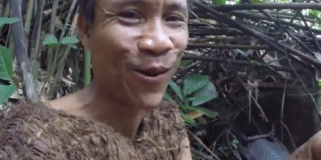 40년 넘게 베트남의 한 정글에서 여성의 존재조차 모르고 살던 남성의 사연이 화제다./Docastaway 유튜브 캡처