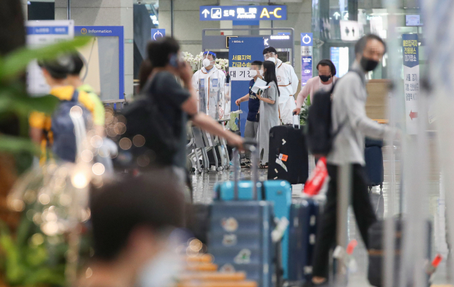 29일 오전 인천국제공항 제1여객터미널 입국장 모습./연합뉴스