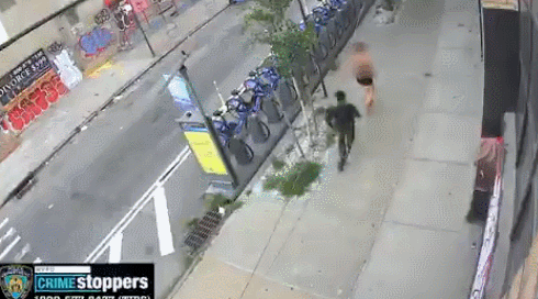 [영상] 대낮에 길거리서 성추행…뉴욕경찰 '이 남성을 찾습니다'