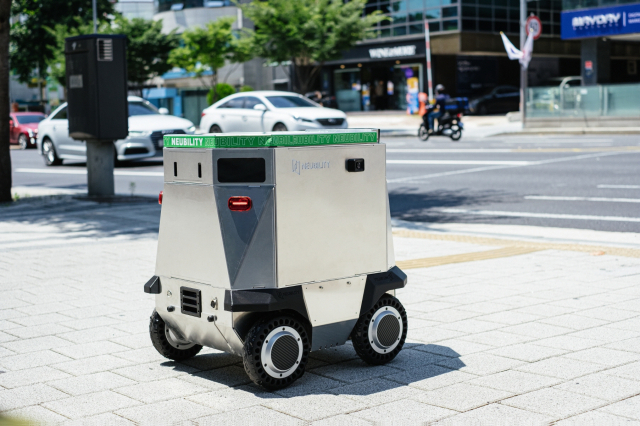 뉴빌리티의 자율주행 로봇 ‘뉴비’/사진=뉴빌리티