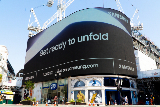 영국 런던 피카딜리 서커스에서 진행 중인 삼성전자 갤럭시 옥외광고 / 사진제공=삼성전자