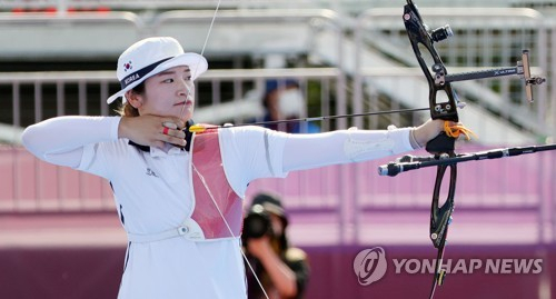 [도쿄올림픽]양궁 '남녀 에이스' 김우진·강채영, 개인전 나란히 16강