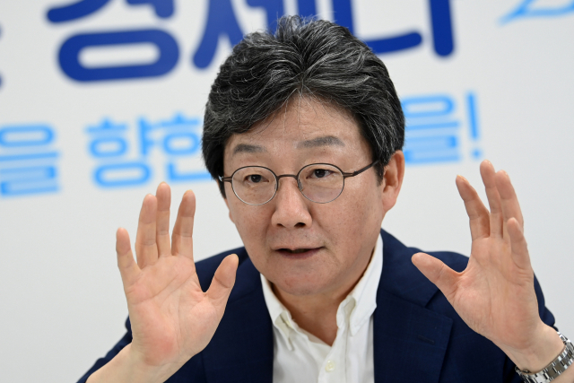 국민의힘 대권주자인 유승민 전 의원이 서울 여의도 희망22 사무실에서 본지와 인터뷰를 갖고 있다./성형주기자