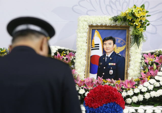 이종우 경감·유재국 경위, 한국 최초 인터폴 순직 인증