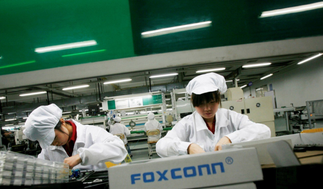 애플의 위탁생산업체인 폭스콘의 중국내 공장. /로이터연합뉴스