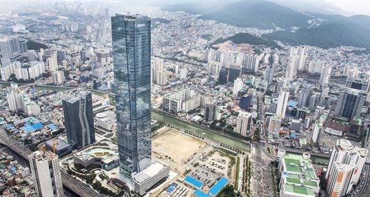 한국남부발전 본사가 위치한 부산국제금융센터 전경. /사진제공=한국남부발전