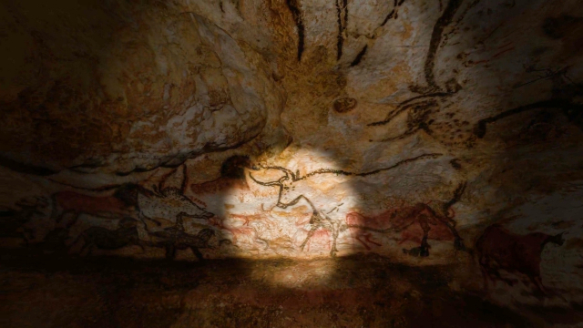 가상현실로 보이는 라스코 동굴벽화