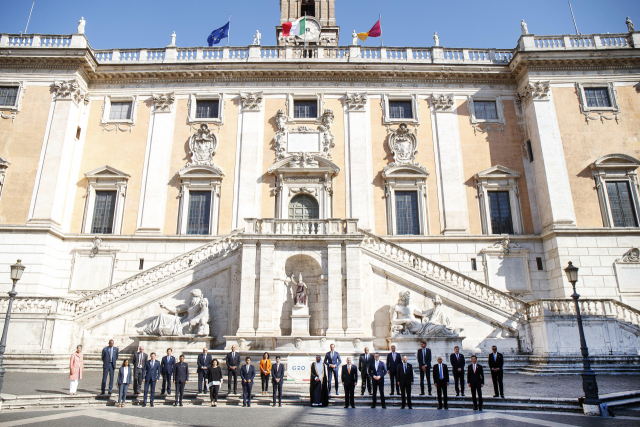 주요 20개국(G20) 보건 장관들이 5일(현지시간) 이탈리아 로마에서 ‘로마 협정’을 맺었다./AP연합뉴스