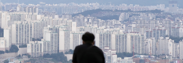 서울 남산에서 바라본 서울 시내의 아파트 모습. /연합뉴스