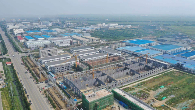 포스코케미칼이 지분 투자를 결정한 청도중석이 중국 산둥성 핑두시에 구형흑연 가공 공장을 건설하고 있다./사진 제공=포스코케미칼