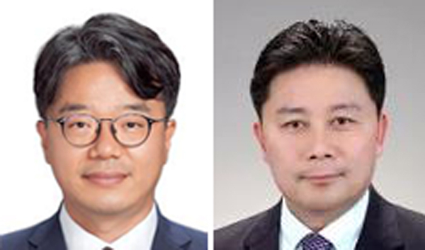 대한민국 엔지니어상 9월 수상자인 박종철(사진 왼쪽) 삼성전자 마스터와 카네비컴 정종택 대표이사.