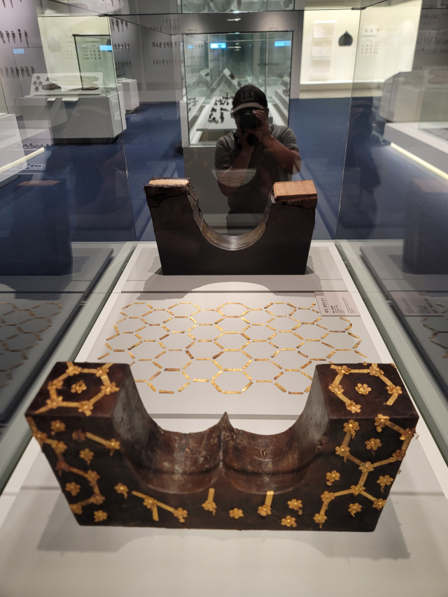 진묘수·왕비의 베개…1,500년전 '무령왕릉 판도라'가 열린다
