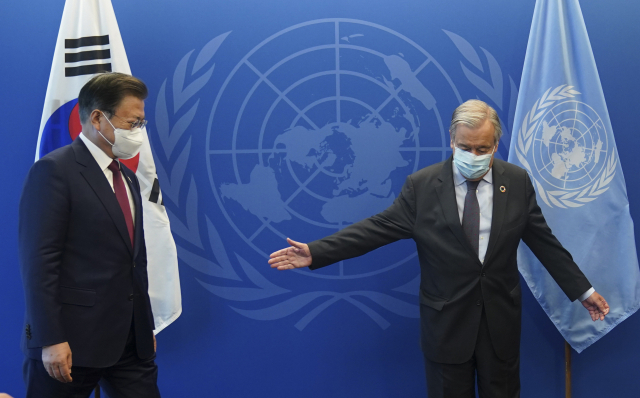 유엔 사무총장 만난 文 “한반도 평화 지속 협조·성원해달라”