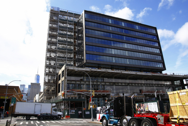 구글이 매입하기로 한 미국 뉴욕 맨해튼의 빌딩. /AFP연합뉴스