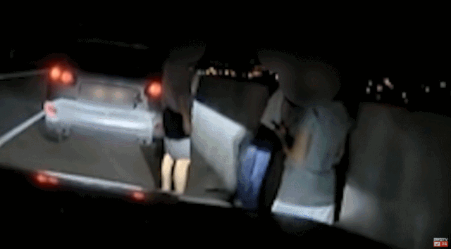 고속도로에서 음주운전을 하다 사고를 낸 운전자가 피해 차량에 탄 부부를 폭행하는 사건이 발생했다./유튜브 채널 ‘한문철 TV’ 캡처