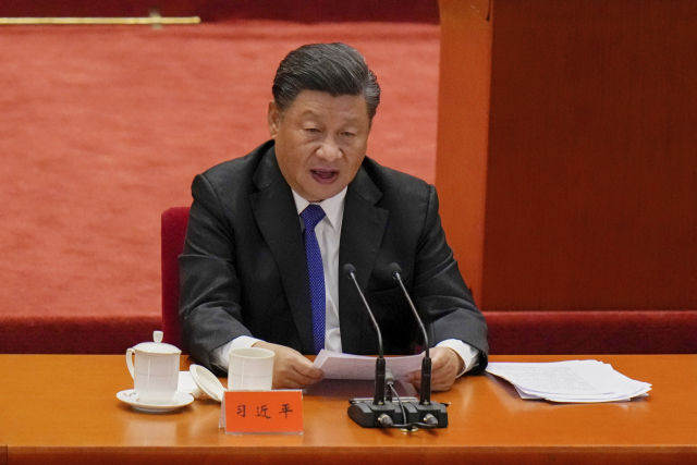 시진핑 중국 국가주석이 9일 베이징 인민대회당에서 열린 신해혁명 110주년 기념식에서 연설하고 있다. 시 주석은 \