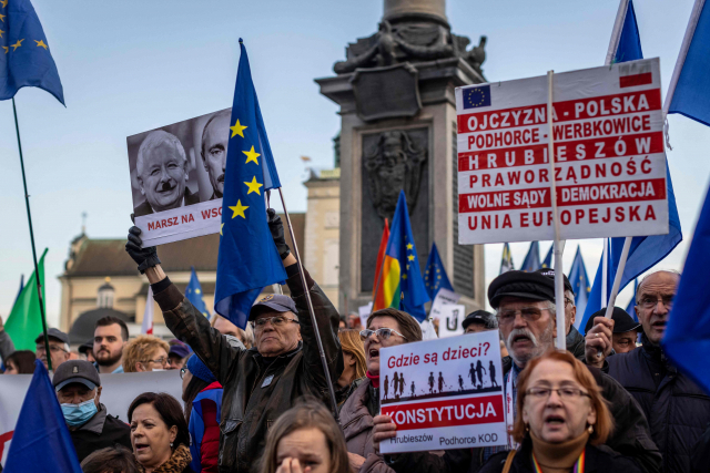 '폴렉시트 있어선 안돼' 폴란드서 수만명 시위