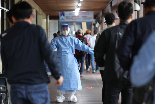 부산 23명 추가 확진…민간단체 관련 신규집단감염 발생