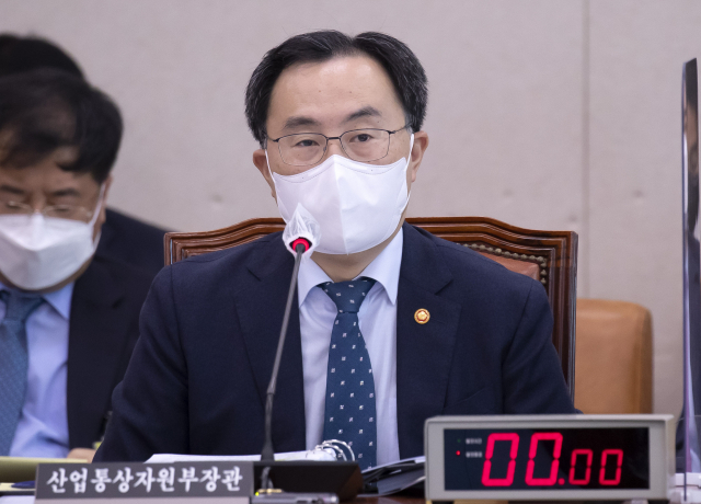 문승욱 산업부 장관 '유류세 인하·LNG 할당관세 관계부처 협의 중'