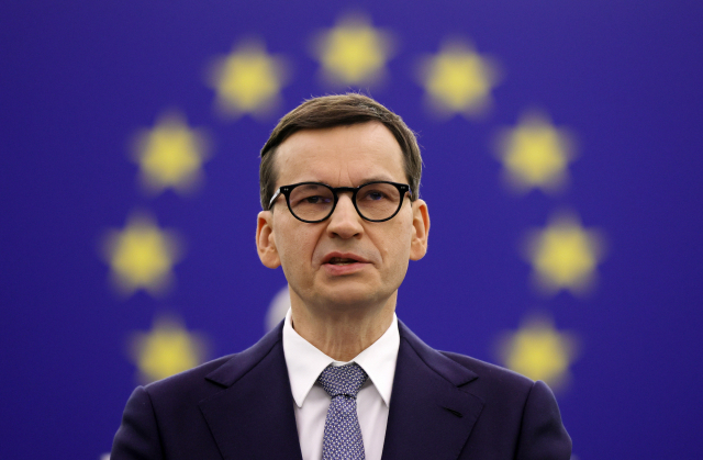 [글로벌Who] 'EU 가입' 총대 멨던 경제통…이젠 보조금 위해 '폴렉시트' 위협