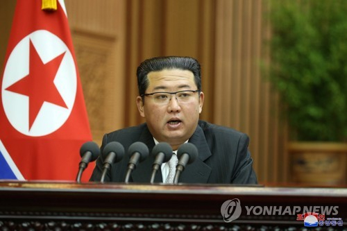 [속보] 국정원 '김정은 대역설 근거없다…사실 아냐'