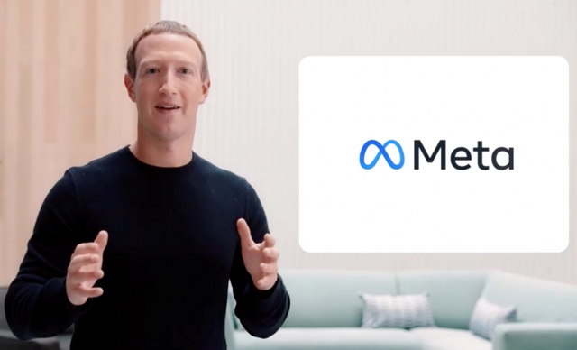 마크 저커버그 페이스북 최고경영자(CEO)가 28일(현지 시간) 페이스북의 새 사명 ‘메타’와 새 로고를 공개하는 모습./로이터연합뉴스