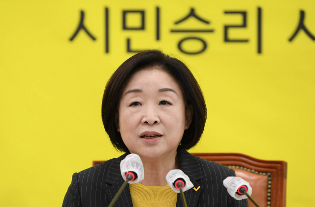 완주 의지 沈, 진보표심 분산 가능성…安·金은 단일화에 무게