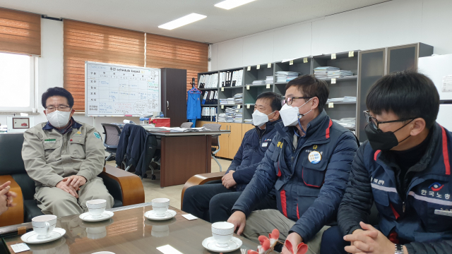 권오탁 한국노총 경북지역본부 의장이 지난 12일 석포제련소를 방문했다./사진 제공=영풍