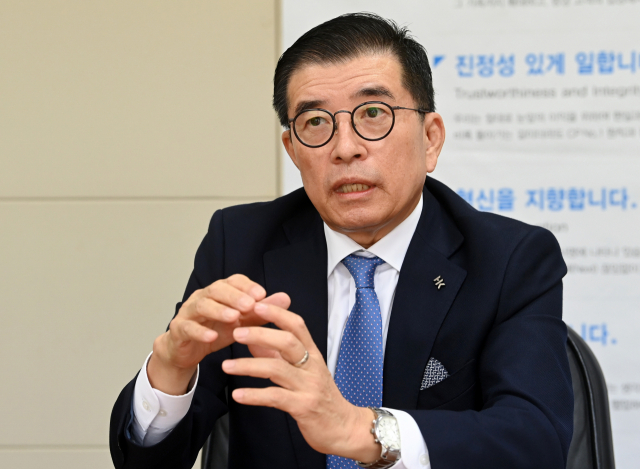 강석희 HK이노엔 대표 '유리병서 백으로 수액용기 혁신…신기술로 또한번 판 바꿀 것'