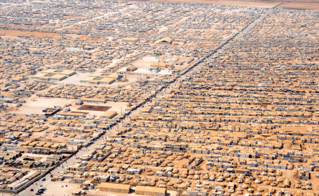 세계 최대 시리아 난민 캠프인 자타리 난민 수용소. 전문가들의 예상과 달리 자체 경제 시스템이 이곳에서 생겨났다. /사진출처=위키피디아