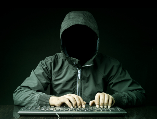 고소득·전문직 데이팅앱 '골드스푼' 해킹하고 협박한 IT개발자 구속