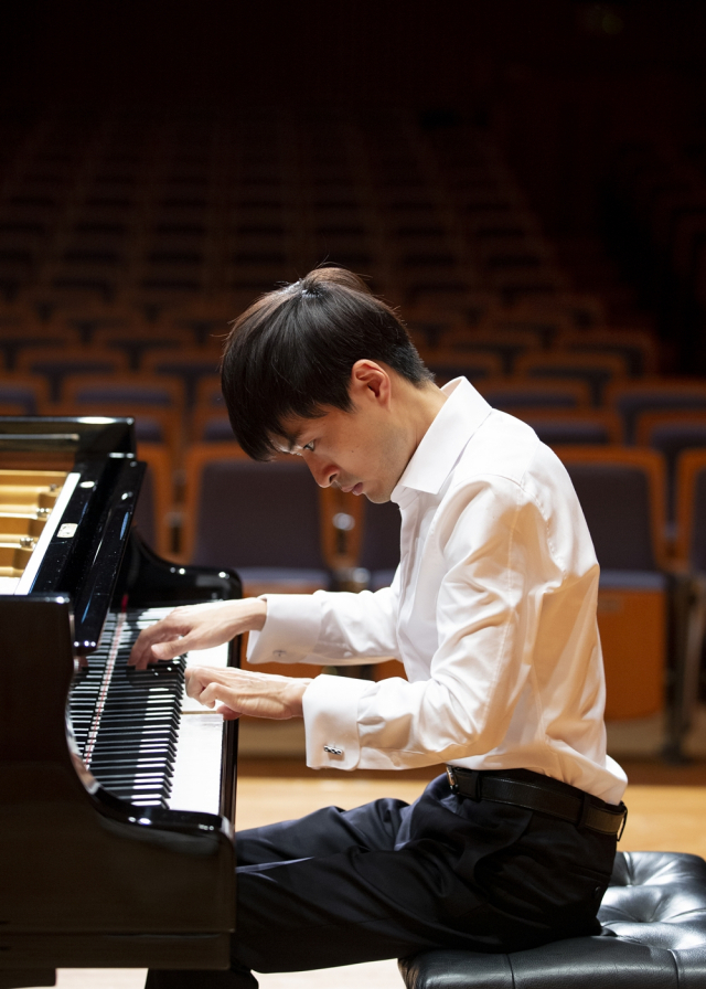 내달 9일과 16일 금호아트홀에서 베토벤 피아노 소나타 전곡 연주 대장정을 마무리하는 피아니스트 김한솔/(c)Bonsook Koo