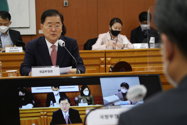 정의용 외교부 장관이 지난 22일 서울 종로구 도렴동 외교부 청사에서 열린 유엔 평화유지 장관회의 준비위원회 제5차 회의에 참석해 발언하고 있다./연합뉴스