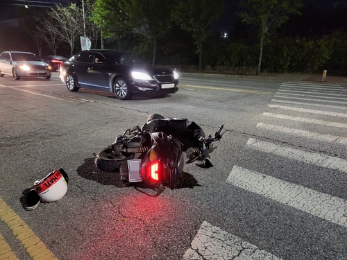 오토바이 뺑소니 사고 현장/연합뉴스
