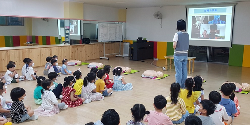 내년 3월부터 서울 모든 유치원 무상급식 실시...유초중고 전체 무상급식