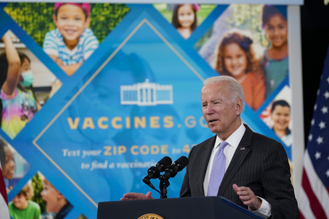 지난달 조 바이든 미국 대통령이 백악관에서 5~11세 대상 코로나19 백신 접종 조치에 관해 연설하고 있다. /AP연합뉴스
