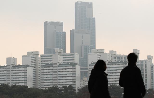 ‘벼락거지’된 30대…반전 노리고 영끌 투자했다[뒷북경제]