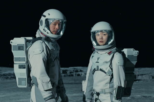 지구 밖으로 나간 'K콘텐츠'… 우주 SF드라마에 도전하다